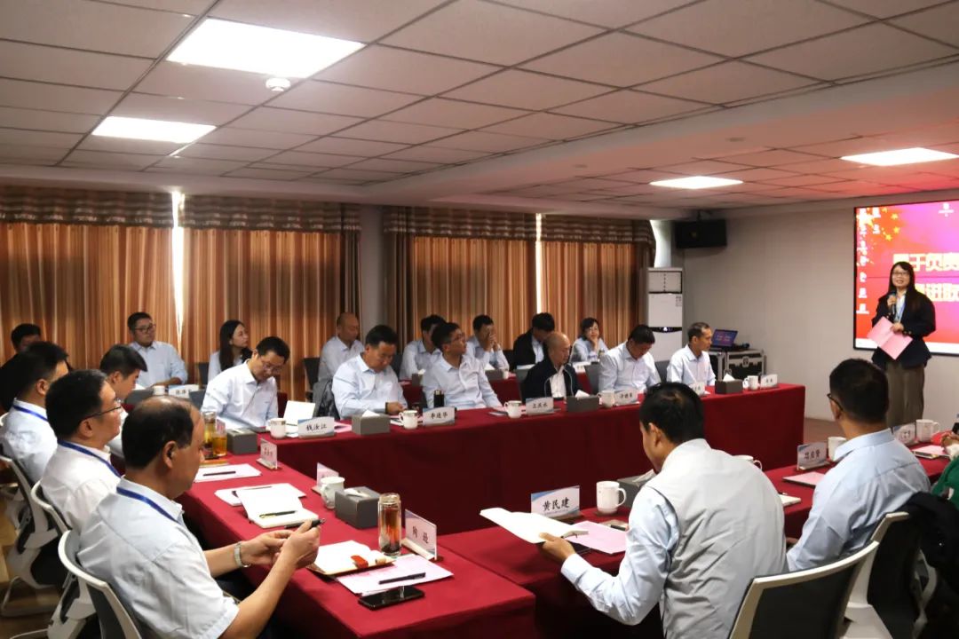 智能化轉(zhuǎn)型期企業(yè)發(fā)展研討會(huì)在力安科技成功舉辦